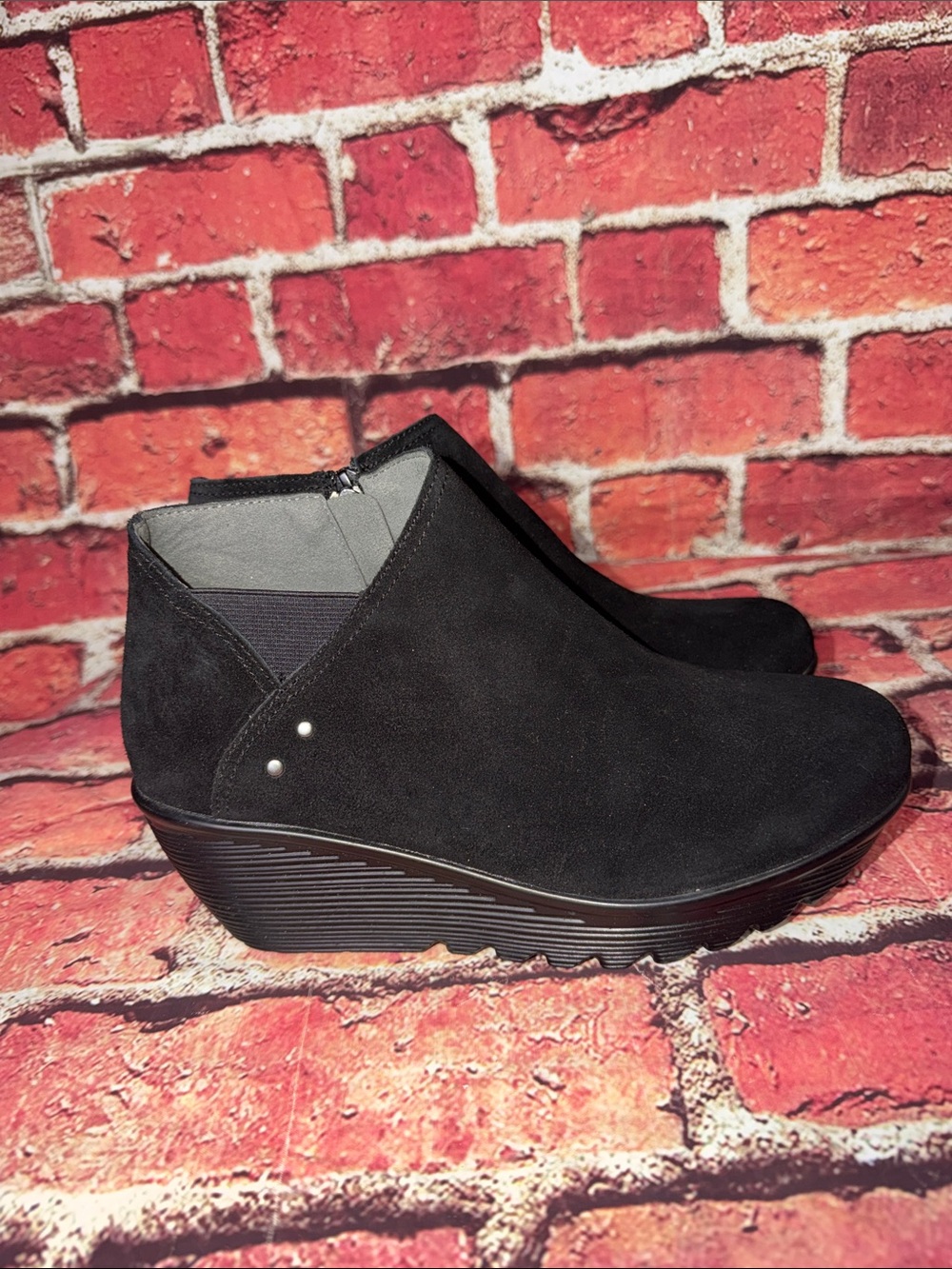 Skechers Black Suede Wedge Booties